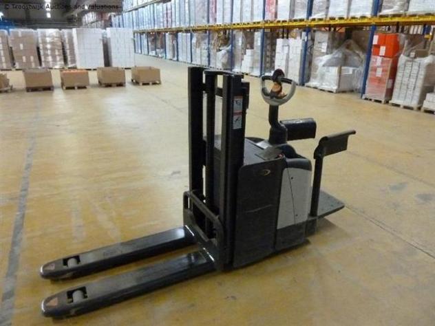 机械设备: CROWN Electric lifter WD 2330 S