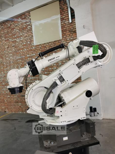 机械设备: FANUC R-2000iB/210F