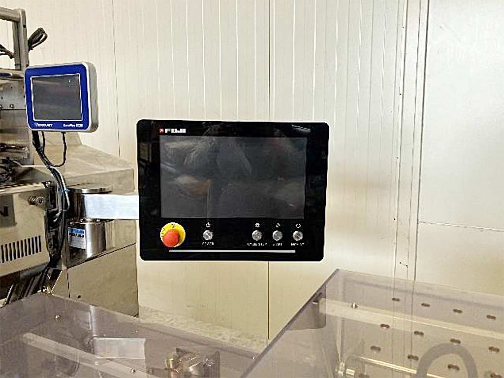 기계: FUJI FW3700/B Alpha 8