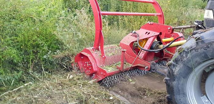 기계: INO Forstmulcher 225