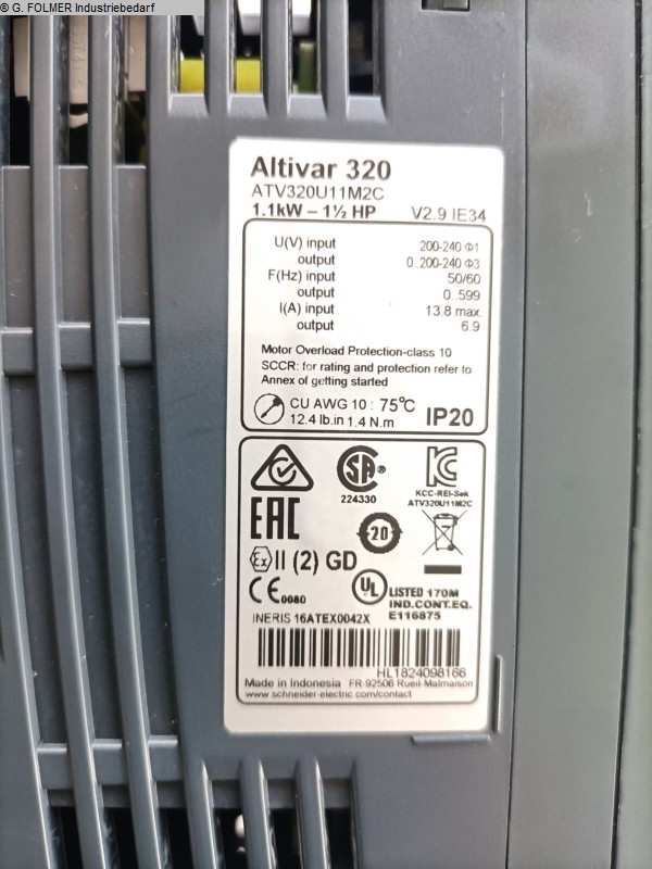 기계: SCHNEIDER Altivar 320