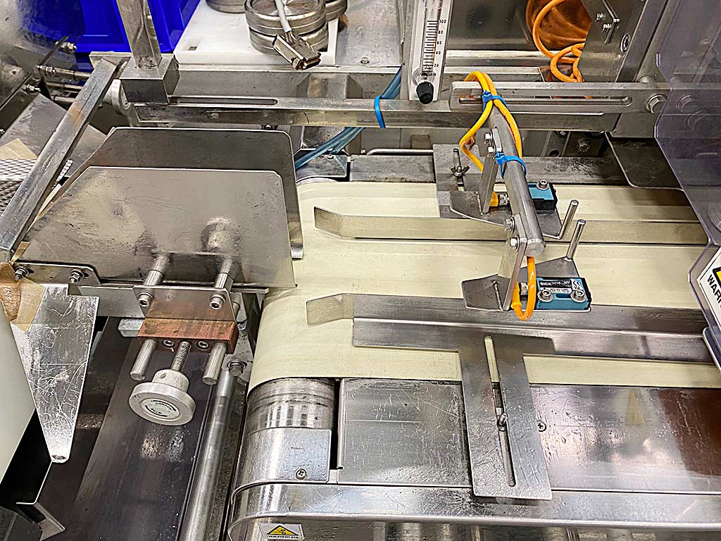 기계: FUJI FW 3710FW/H