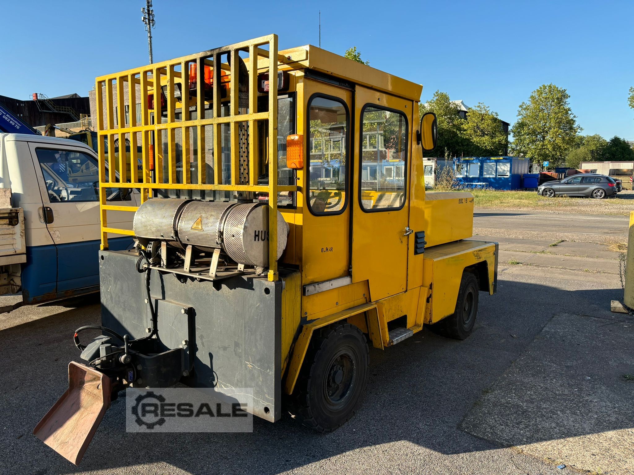Machine: MAFI MTD55 4x4 Yard Tractor